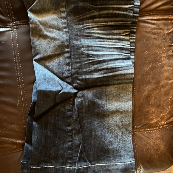 Jeans pocket detail worn look - Picture 6 of 9